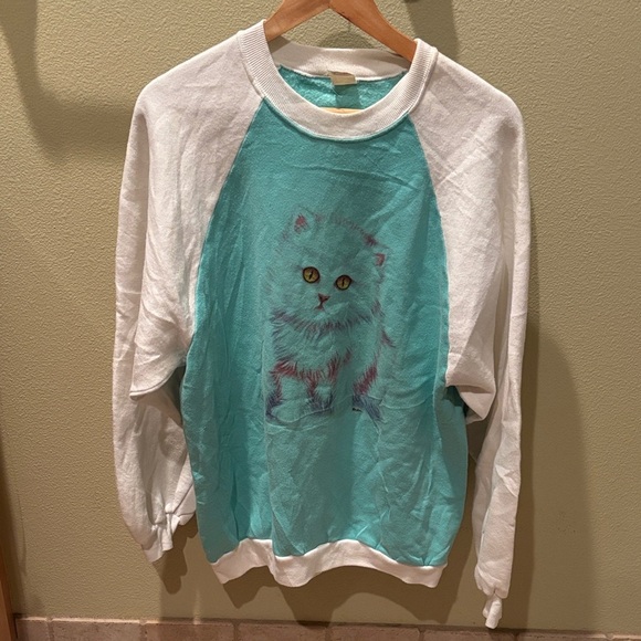 Tops - Cute Cat Graphic Sweatshirt
